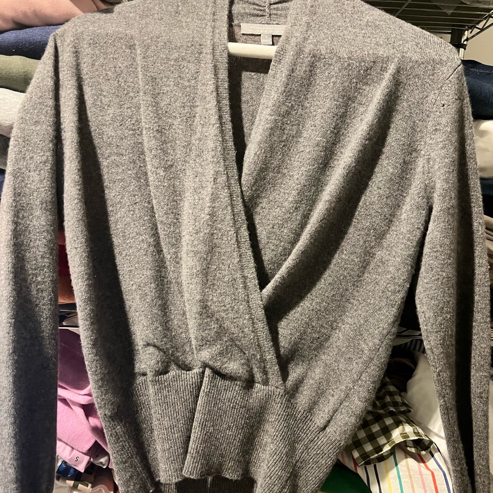 Neiman Marcus cashmere sweater